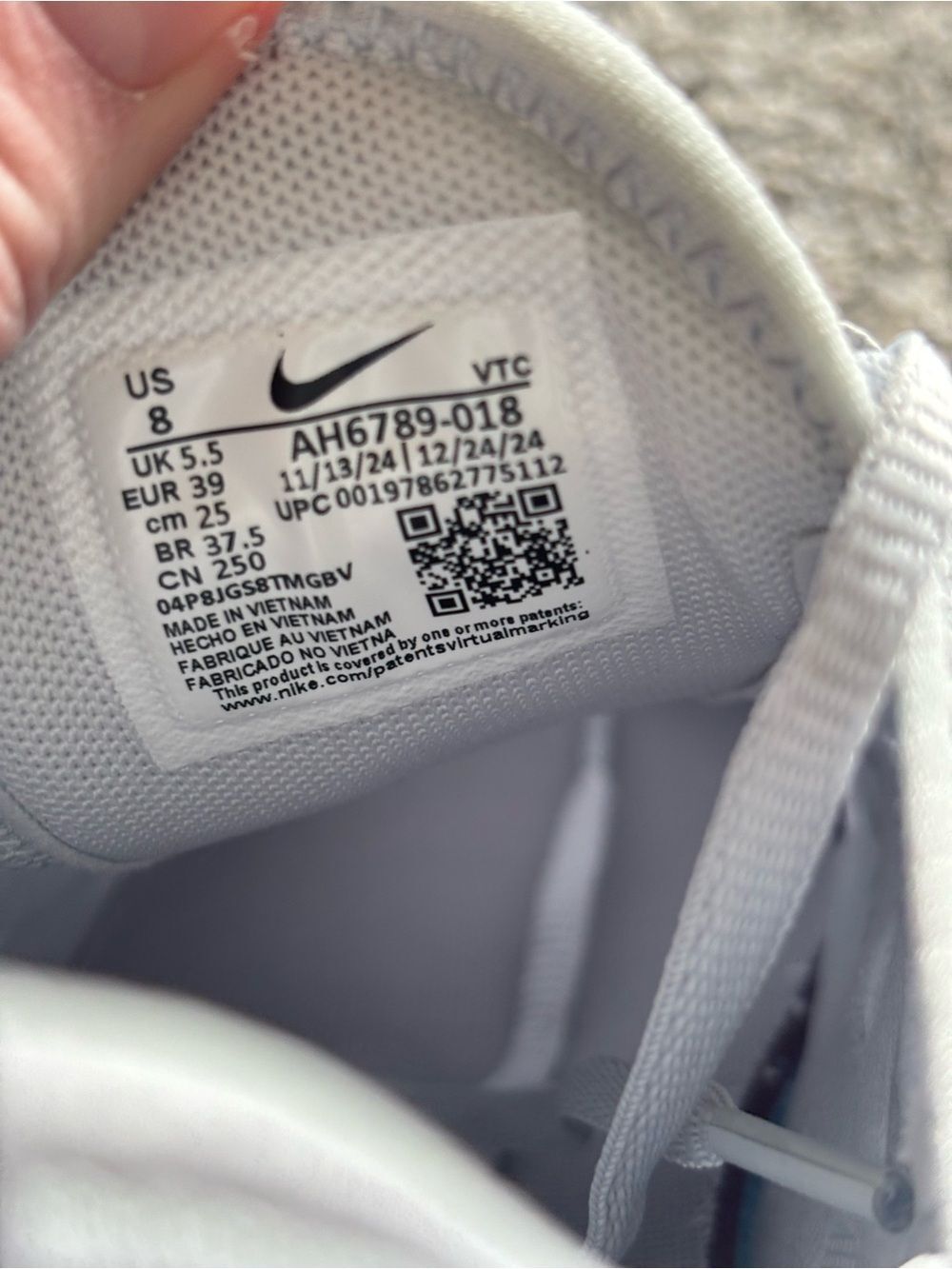 Nike Air Max 270 Women's Sz 8 - Picture 8 of 9